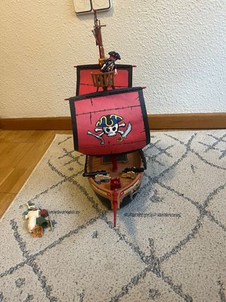 Barco Pirata Playmobil con Accesorios