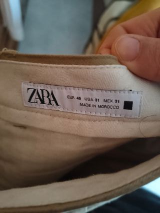 Pantalón chino beige Zara