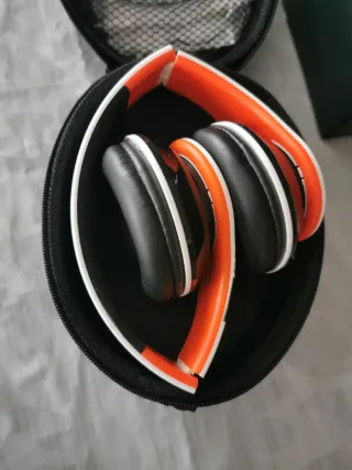 Auriculares Sonic Naranja y Blanco