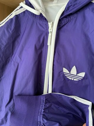 Chaqueta Adidas Morada y Blanca vintage Talla M