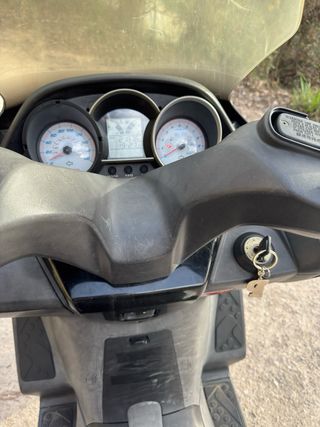 Kymco Super Dink 300i Blanca