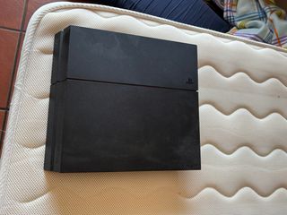 PS4 (PlayStation 4) Morado + Mando