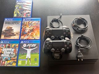 Consola PS4 Pro + 2 Mandos + 5 Juegos