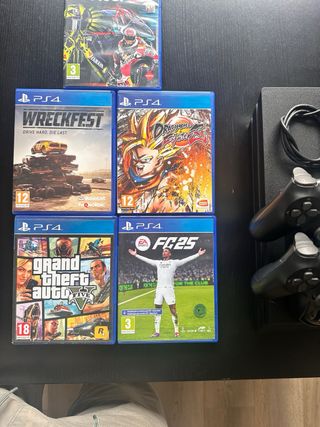 Consola PS4 Pro + 2 Mandos + 5 Juegos
