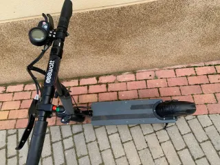 Patinete Eléctrico Gris Esswatt