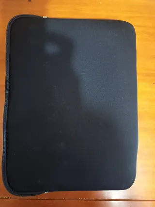 Capa para portátil preta