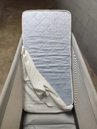 Cuna de viaje Hauck y colchón