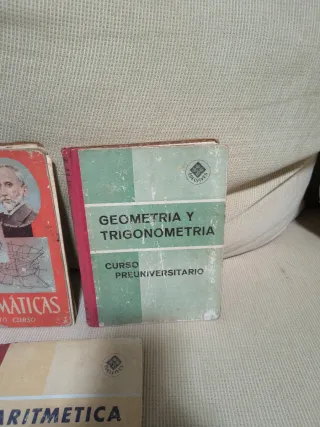 Libros matemáticas antiguos