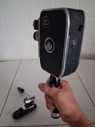 Cámara de cine vintage Bolex 8Sy suporte