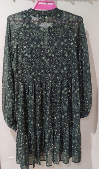 Vestido corto Stradivarius floral Talla M