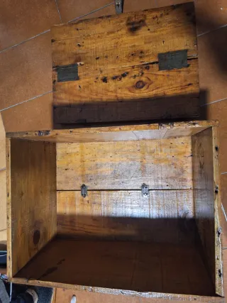 Caja José Guerrero