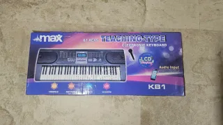 Teclado Electrónico MAX KB1 61 Teclas