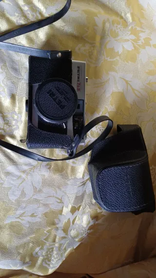 Macchina fotografica Petri 7s II