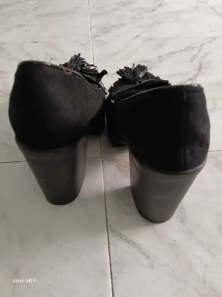 Zapatos de tacón ante negro