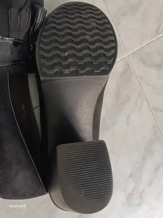 Zapatos de tacón ante negro