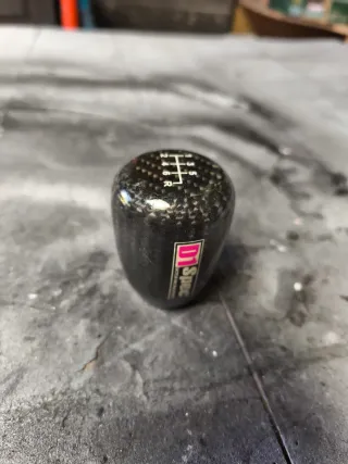 Pomo de cambio carbono D1 Spec