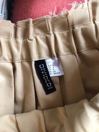 Falda H&M beige algodón tablillas