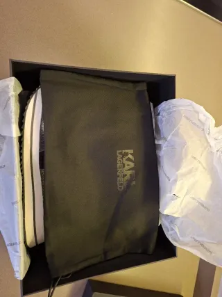 Zapatillas Karl Lagerfeld Plata y Negro