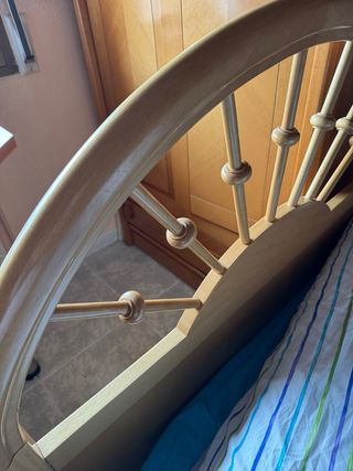 Se venden 2 Camas de Madera 90cm