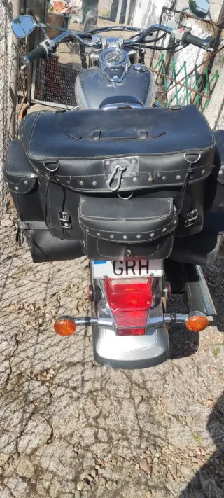 Suzuki VL800 Intruder con extras