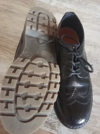 Mocasines negros de charol