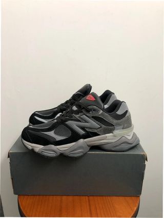 New Balance 9060 Negro Gris Talla 38