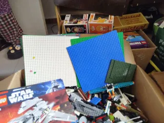 Lote LEGO Star Wars y más
