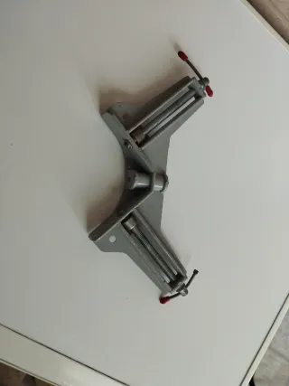 Morsa angolare per falegnameria