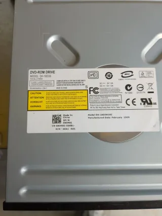 Pacchetto di 2 lettori DVD Hitachi SATA