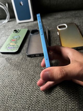 iPhone 13 Apple con Accesorios