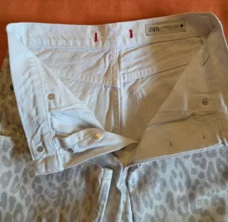 Vaqueros Zara niña estampado animal print