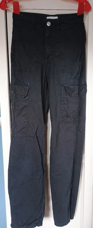 Pantalones cargo negros Zara Talla XS/32