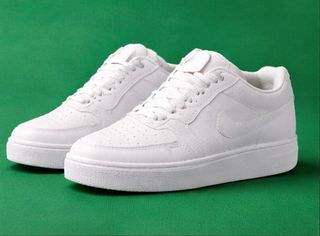 Zapatillas nuevas a la mitad de precio