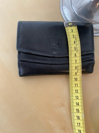 Billetera de piel auténtica negra