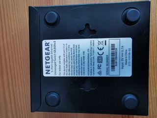 Switch Gigabit Netgear GS305v3