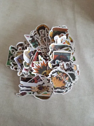 Funko Pop + Pegatinas