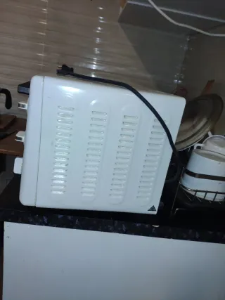 Horno eléctrico Becken blanco