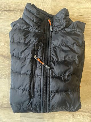 Chaqueta ELEVATE plumas ligero negra