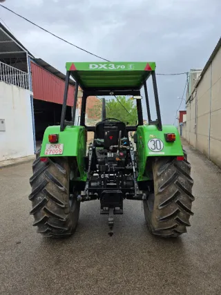 Tractor Deutz DX 3.70 E
