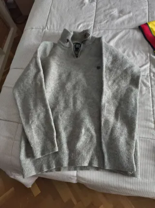 Jersey Banana Republic niño gris Talla M