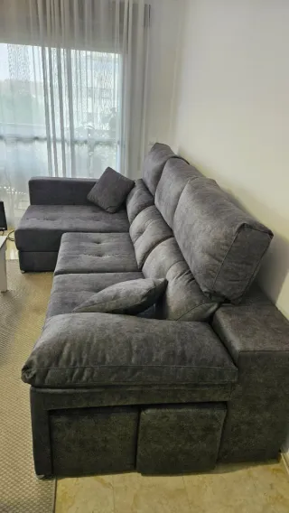 Sofá chaiselongue gris tela