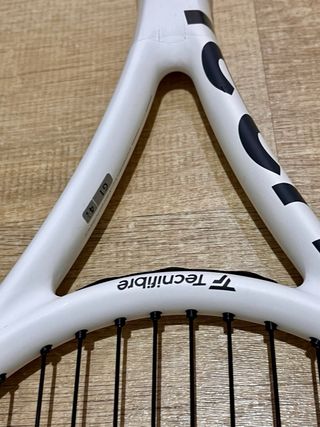 Raqueta Tenis Tecnifibre Tempo 265+ accesorios.