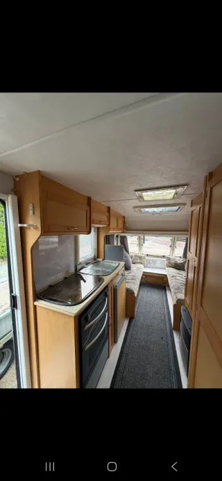 Caravana Compass Corona