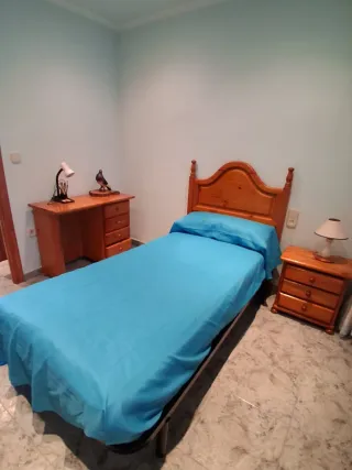 Habitacion completa con cama y colchon abatible