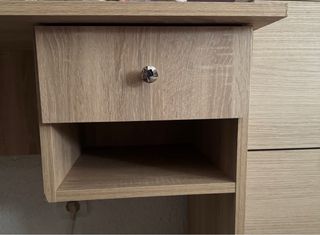 Scrivania in Rovere con Cassetto