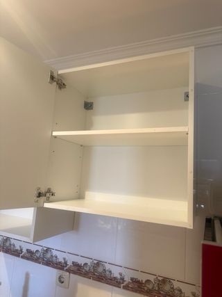 Muebles de cocina blancos