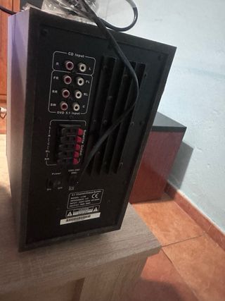 Altavoces Aiwa 2.1 y 5.1