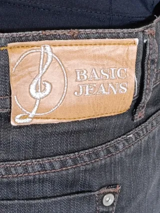 Falda vaquera mini con volantes