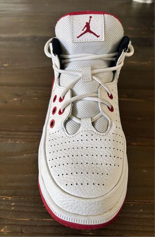 Jordan Max Aura 5 (GS) Talla 37,5