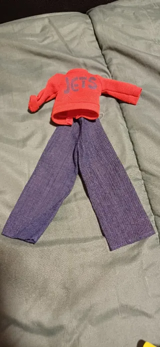 Conjunto Ropa Muñeca Lesli JETS